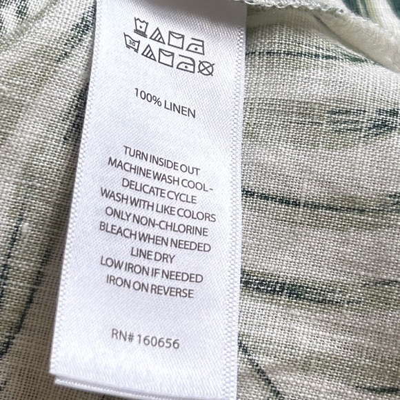 Tahari Tropical Print 100% linen Button Front - Picture 10 of 11